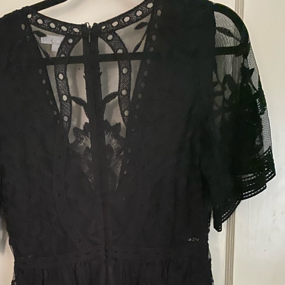 Black low cut romper - Picture 3 of 3